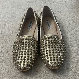 Steve Madden NWOT GOLD size 8.5 with spikes